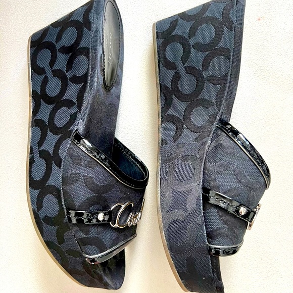 Authentic Coach Platform Wedges! - Picture 1 of 4